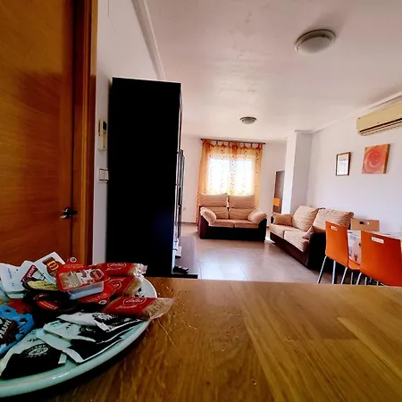 Ideal Apartment, Close To The Port And Center Of Torrevieja